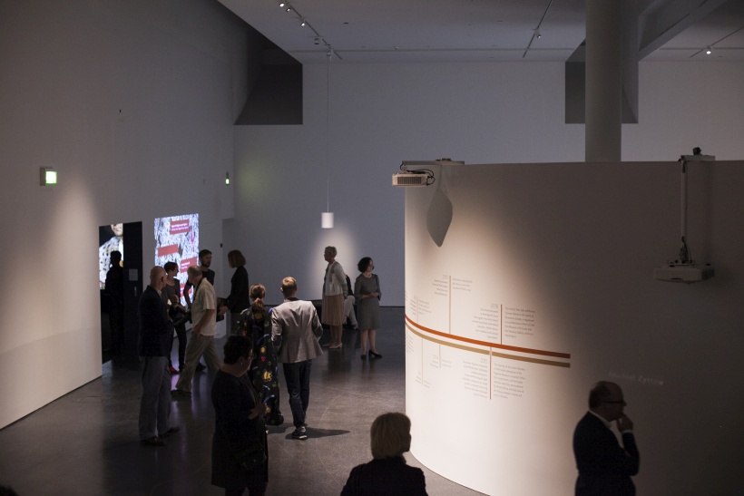 Näituse avamine Kumus. Foto: Kristina Õllek