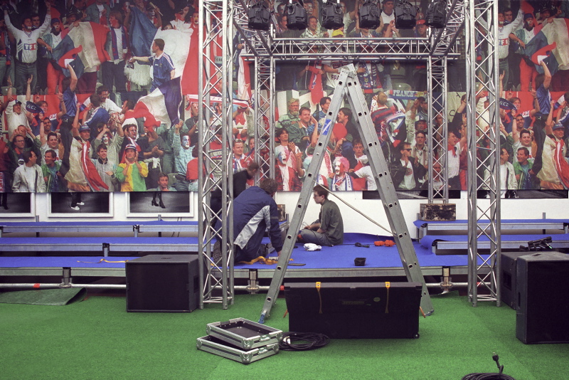 EKM50069_2_FV00169_2_Kiiler_E_Fantastiline_realism