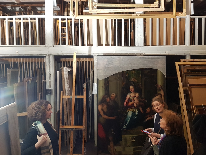 Kunstiakadeemia muuseumi maalihoidla. foto: Kadi Polli 