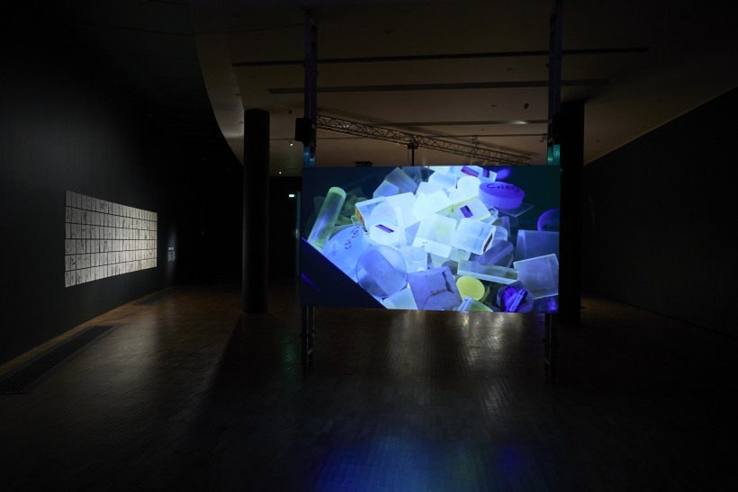 Kumu kunstimuuseumi näitus „Murtud sümmeetriad“. Foto: Stanislav Stepaško 