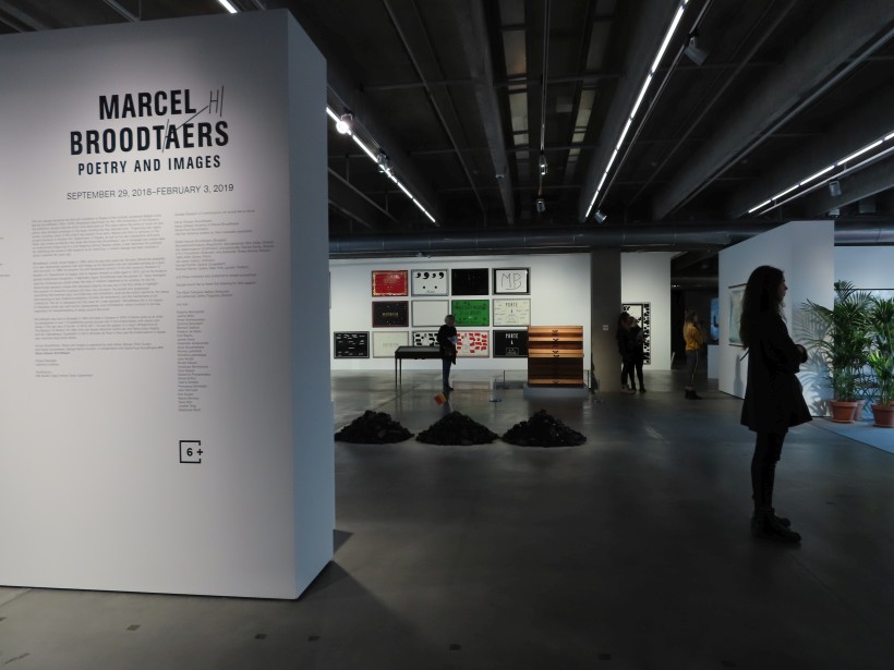 Marcel Broothaersi isikunäitus GARAGE’i kunstimuuseumis. Foto: Maimu Sibrits