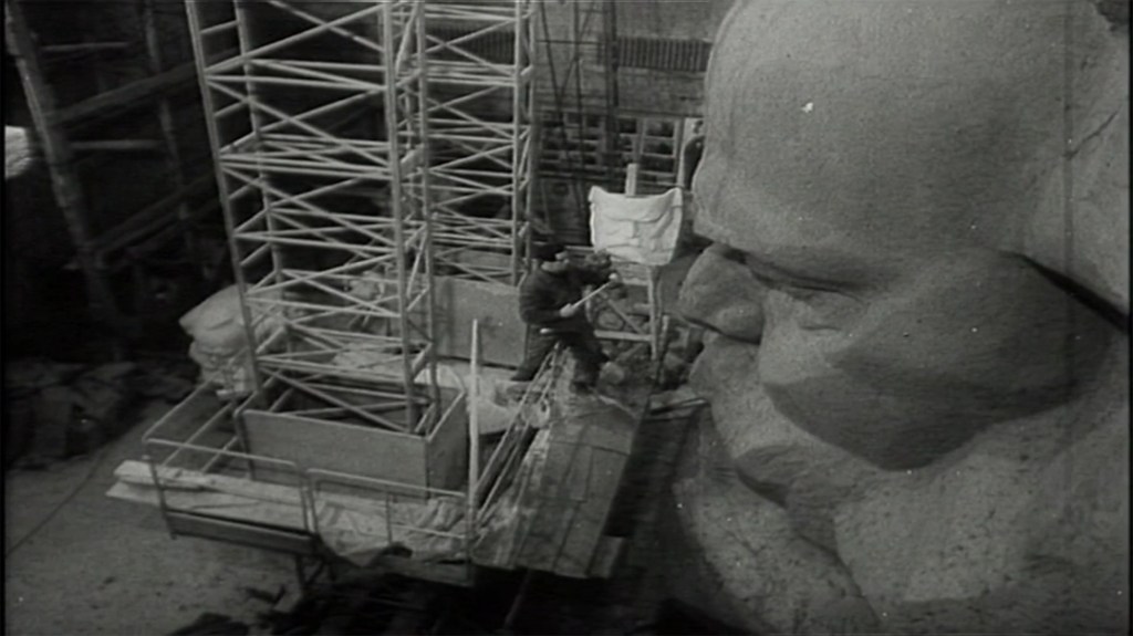 NÄDALA TEOS: Deimantas Narkevičius.&nbsp;Pea